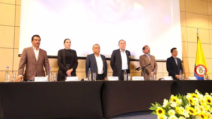 250901-Mas-de-330-mil-docentes-se-beneficiaran-con-nuevo-sistema-de-gestion-de-seg-1280