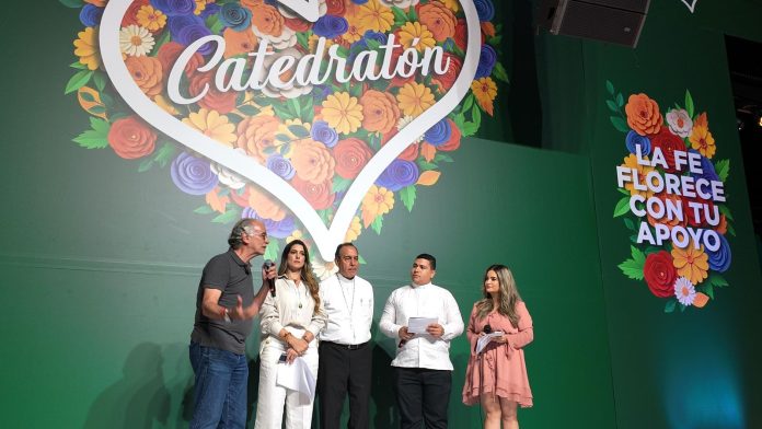 cb61cc01-c7fa-4f45-a0a0-8ab1ff42b851