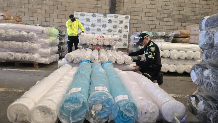 d6e04411-de14-48f2-b4ec-c1db40d3f2a8