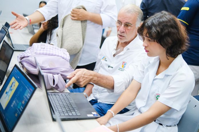 51ec5c57-4ef8-4409-830a-d6d8a623e620