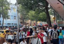 Centro de Barranquilla, a reventar: ríos de gente llenan sus calles en vísperas de Velitas