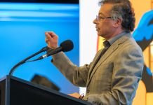 Gustavo Petro denuncia posible intervención de EE.UU. en elecciones colombianas a través de gobernadores