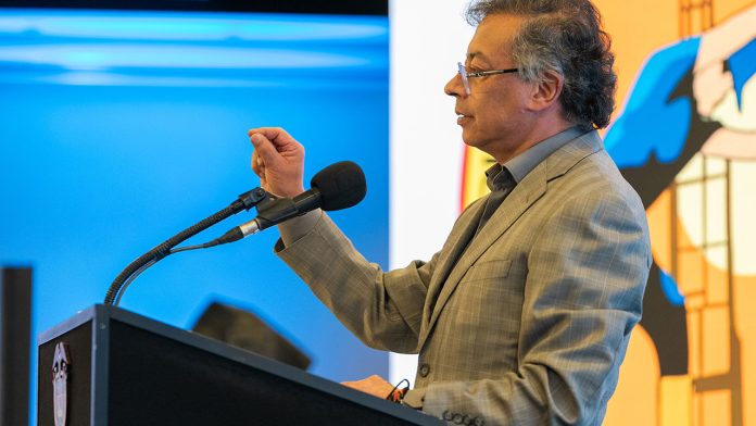 251125-3-Intervencion-del-senor-Presidente-de-la-Republica-Gustavo-Petro-Urrego-durante-el-Plenario-Sindical-Nacional-1280