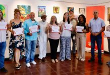 Gestores culturales del Atlántico se transforman en artistas plásticos con el taller ‘El arte es vida’