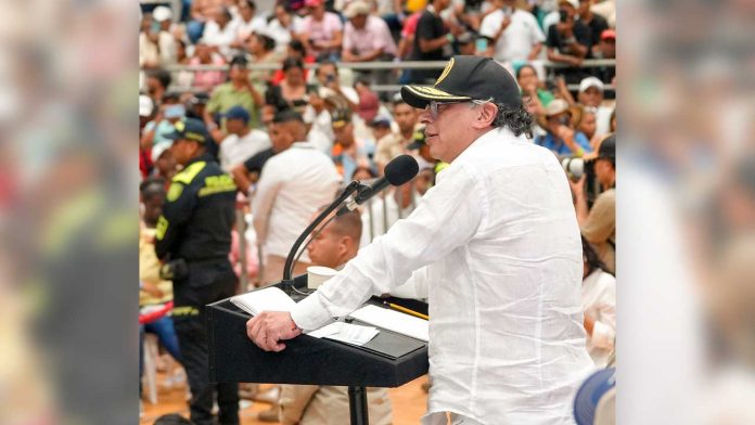 260327-04-Firma-jurisdiccion-agraria-entrega-hectareas-damnificadas-emergencia-climatica-Cordoba-1280